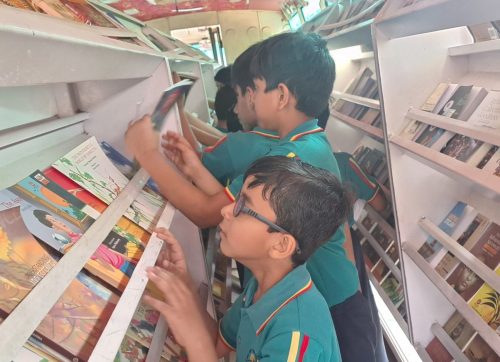 NBT MOBILE BOOK VAN VISIT, 5th May 2025